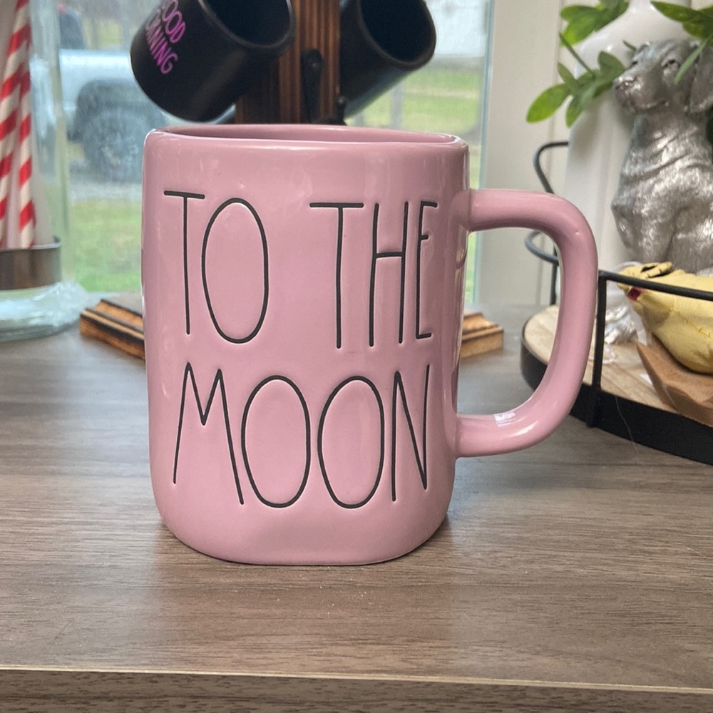 Rae dunn mug